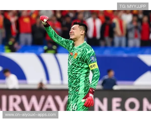 王大雷单手托出必进球，获评国足迪拜拉练最佳门将